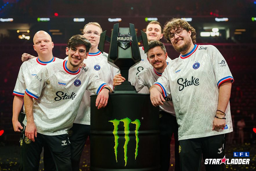 imgi_195_6952565471219202402654